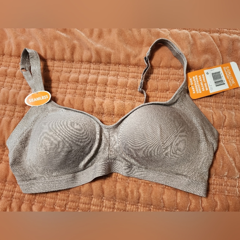 NWT bra size small